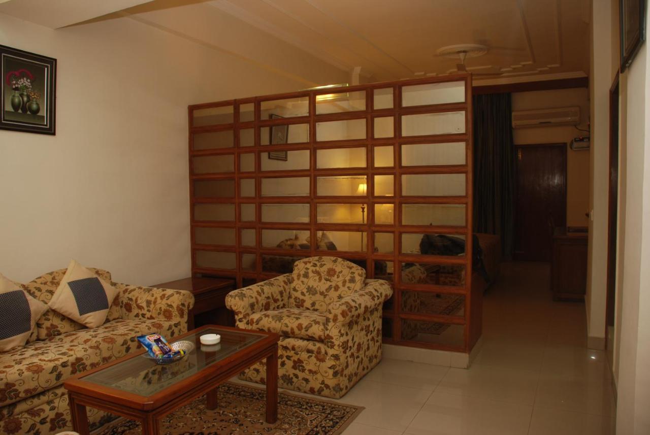 Classic Residency Haridwār Buitenkant foto