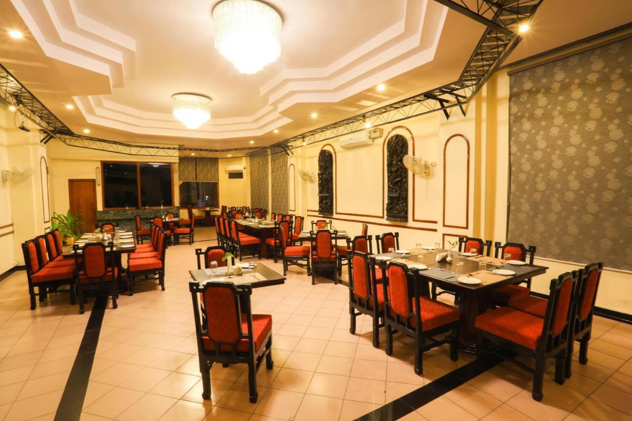 Classic Residency Haridwār Buitenkant foto
