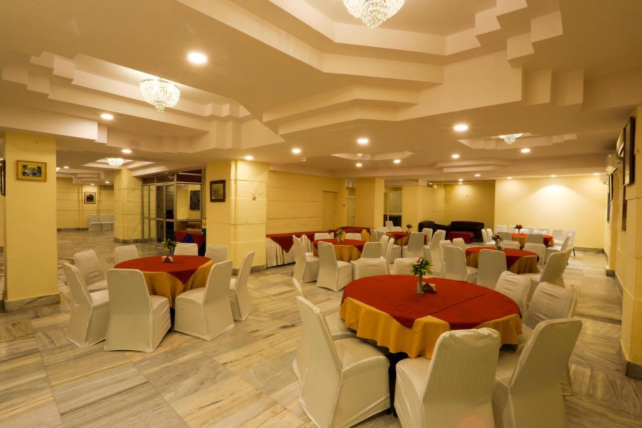 Classic Residency Haridwār Buitenkant foto